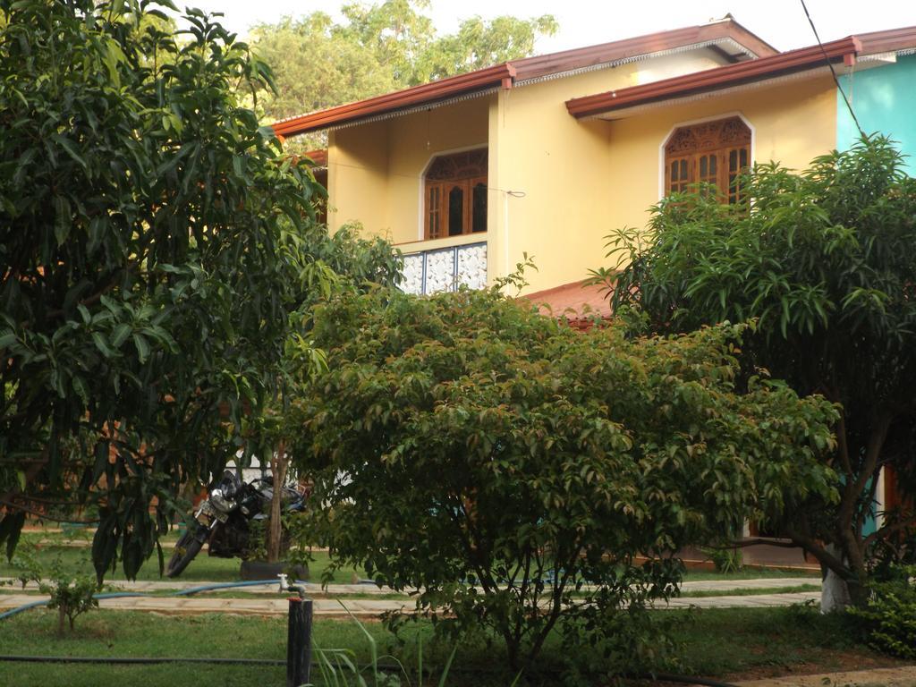 Iduwara Guest Hotel Sigiriya Eksteriør billede
